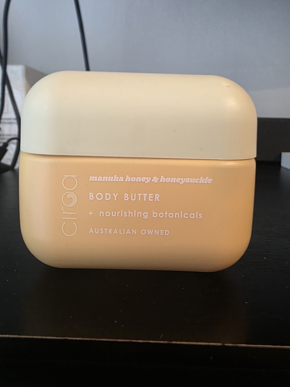 Ciroa Manuka Honey & Honeysuckle Body Butter -